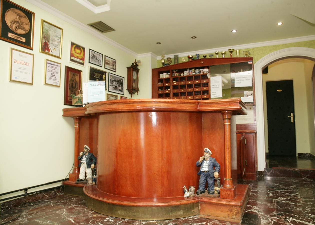 Motel Nana Баня Лука Екстериор снимка